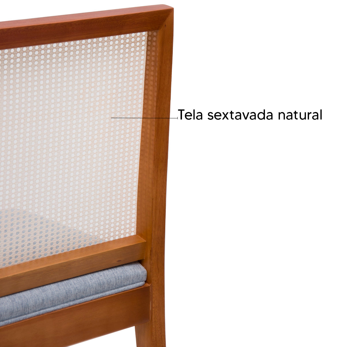 Kit com 4 Cadeiras Atena Madeira de Eucalipto e Estofado em Linho – Estrutura Reforçada e Design Sofisticado