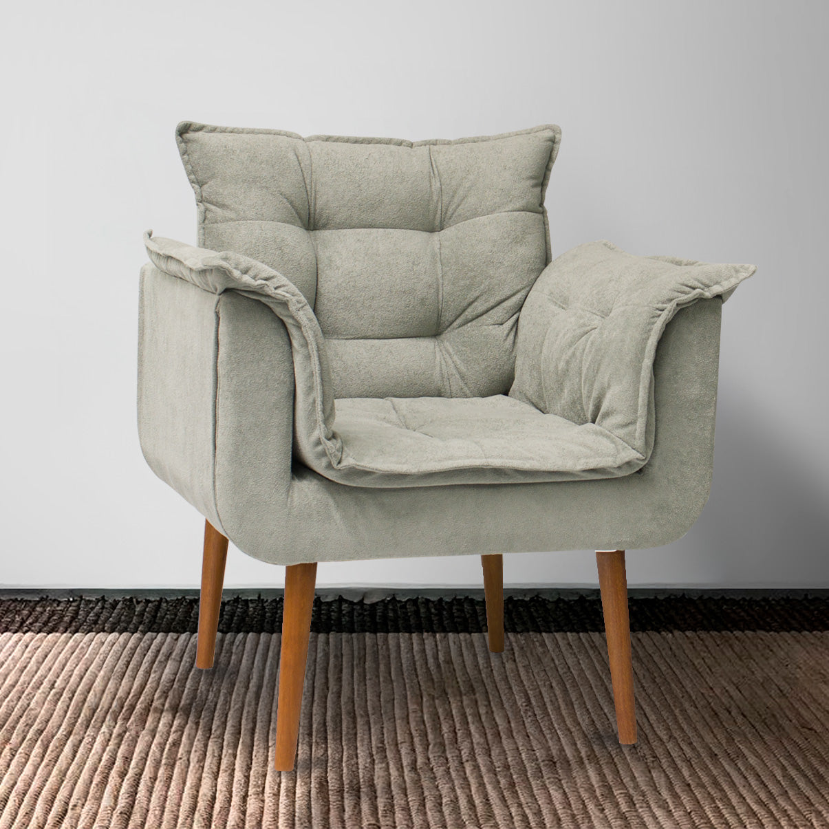 Poltrona Silicia com Pés Palito em Madeira de Eucalipto e Estofado em Tecido Deluxe – Design Elegante