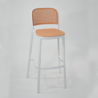 Banqueta Lia com Encosto em Polipropileno para Área Externa – Ideal para Bancadas Gourmet, Varandas, Pub Bar e Ambientes Externos Cobertos