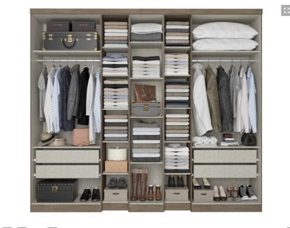 Guarda-Roupa Selecto com 7 Portas e 4 Gavetas