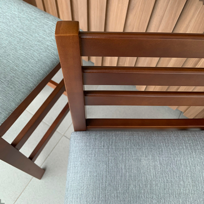 Banqueta Bistrô Estofada em Tecido Linho com Estrutura de Madeira Maciça –  Ideal para Bancada Alta