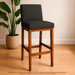 Banqueta Gold Estofada com Encosto em Tecido Linho, Espuma D23 e Estrutura 100% Madeira Maciça de Eucalipto com Apoio para os Pés e Acabamento em Verniz