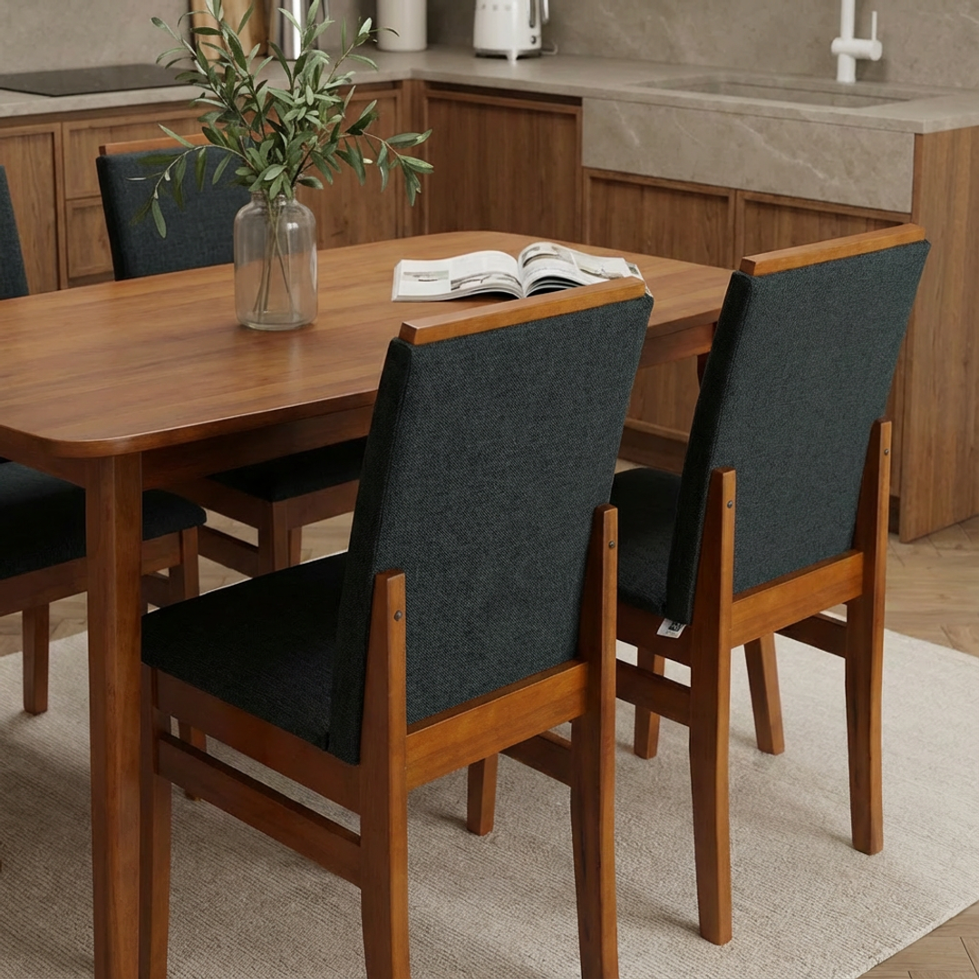 Kit com 2 Cadeiras Veneza Estofadas em Linho com Estrutura de Madeira Maciça e Acabamento PU Marrom Canela