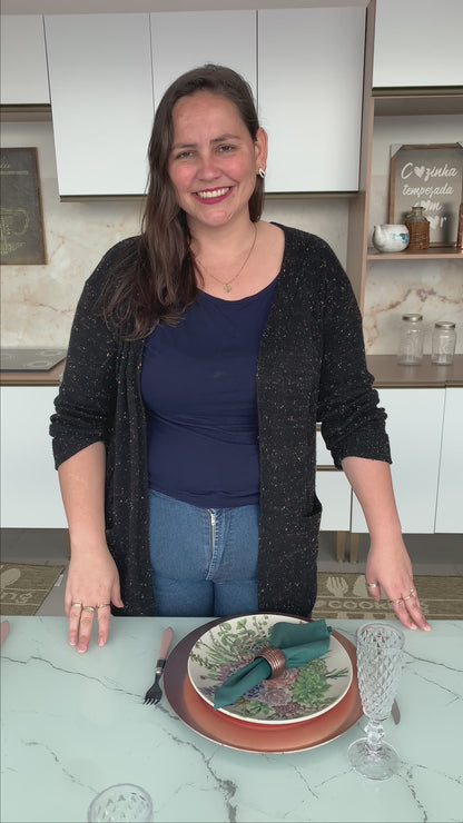 Kit com 2 Cadeiras Veneza Estofadas em Linho com Estrutura de Madeira Maciça e Acabamento PU Marrom Canela