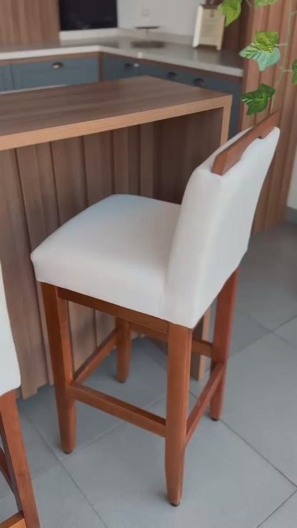 2 Banquetas Safira com Assento Estofado em Tecido Linho e Estrutura de Madeira Maciça – Com Encosto e Apoio para os Pés, Altura 104 cm para Bancadas Altas